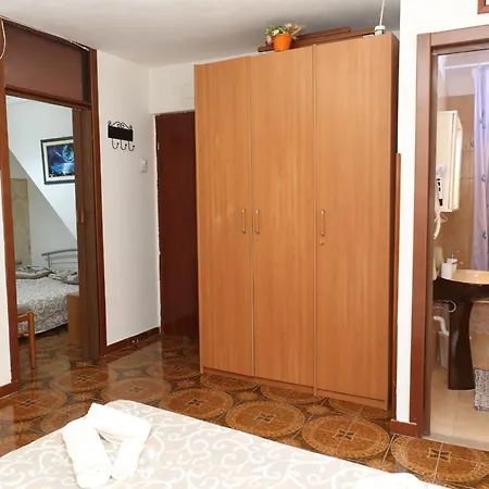 Lägenhet Sotto La Rocca - A 5 Minuti Dal Mare Cefalù