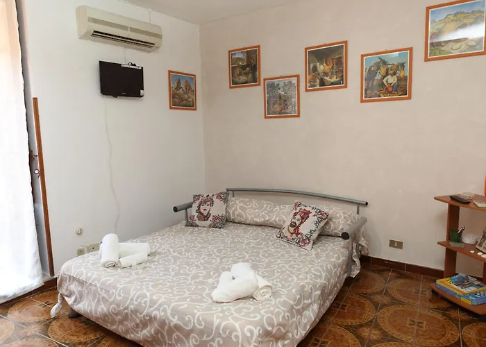 Sotto La Rocca - A 5 Minuti Dal Mare * Cefalu